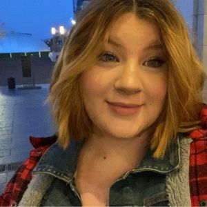 Meet your Posher, Michaela